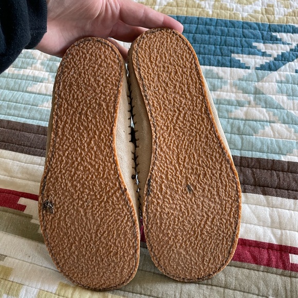 Broncy Donkey 🫏 moccasins sz 7 - Picture 4 of 4